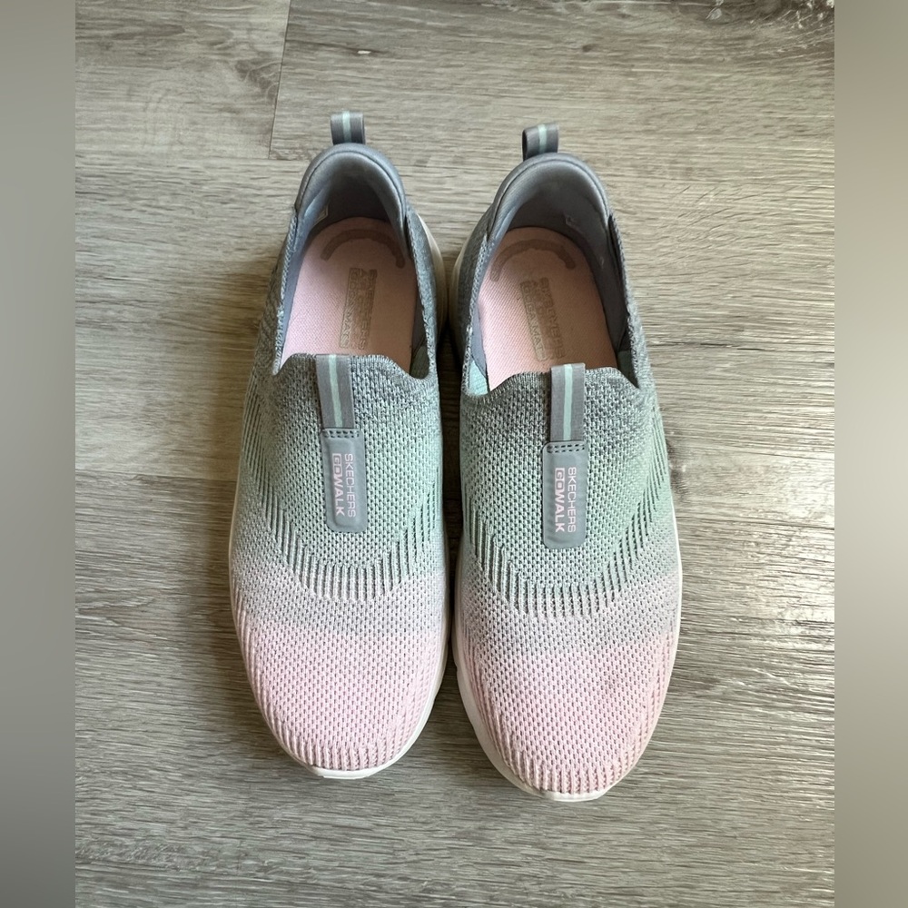 Skechers Women's Gradient Slip-On Sneakers - Pink and Gray